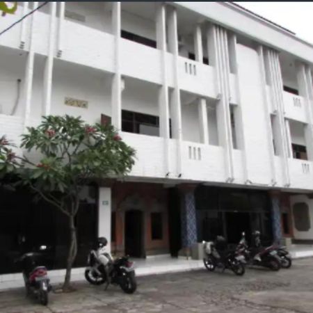 Oyo 90822 Hotel Taman Wisata Ντενπασάρ Εξωτερικό φωτογραφία